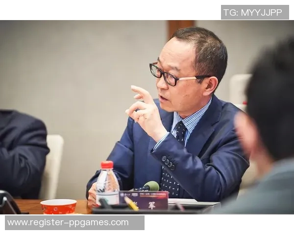 张军深度解析英雄联盟策略与技巧助你快速提升游戏水平