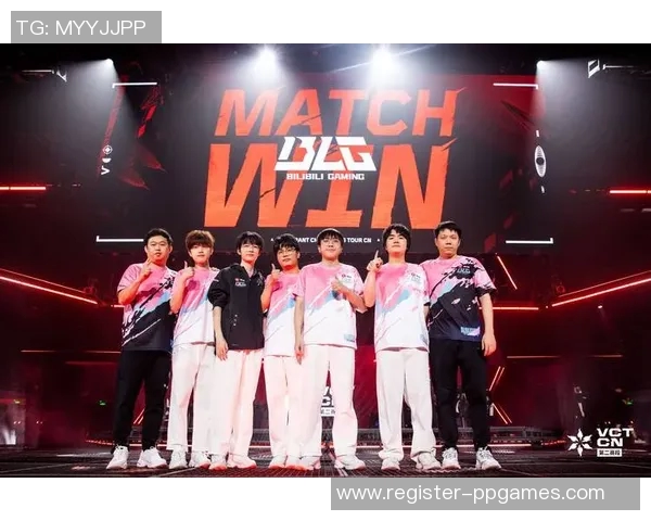 s15电竞总决赛赛后分析WE与BLG的实力对比与战术启示